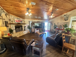 1821 Ranch Road 864 (35)